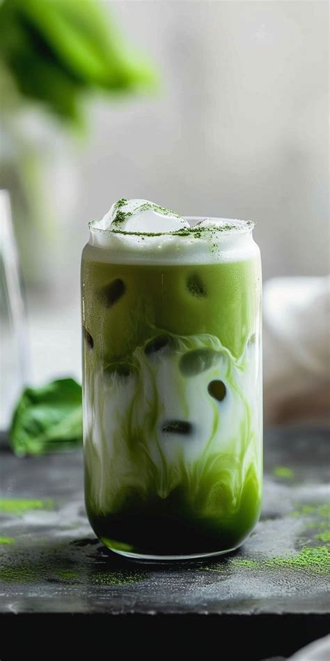 Iced Matcha Latte [5 Minutes] | Recipe | Iced matcha latte, Matcha milk ...