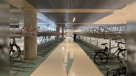Lyon : le plus grand parking à vélo de France inauguré sous la gare Part-Dieu