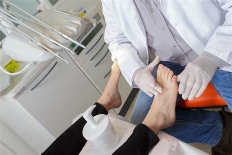 Frequently Asked Questions about Foot Pain - Facty Health
