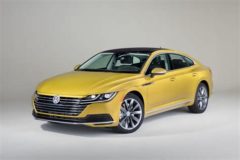 2019 VW Arteon Flagship Sedan Launched in Chicago - autoevolution
