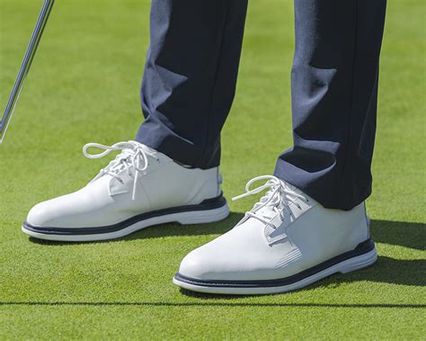 Royale Golf Shoes – COBRA Golf