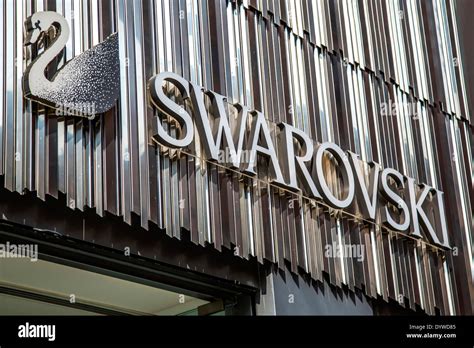 Crystal swarovski hi-res stock photography and images - Alamy