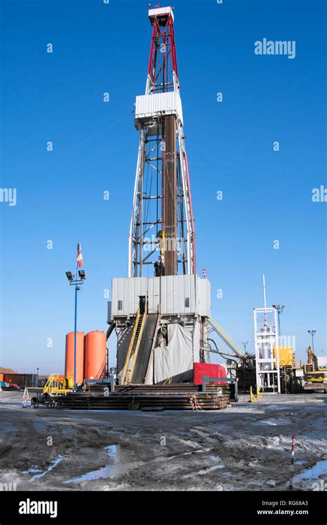 Drilling a deep well with a drilling rig at an oil and gas field Stock ...
