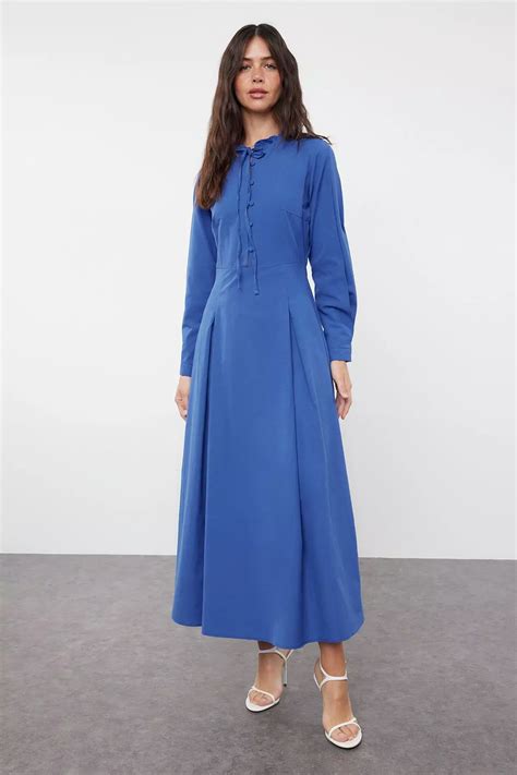 Buy Trendyol Bow Collar Maxi Dress 2025 Online | ZALORA Philippines