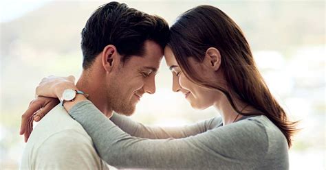 À quoi ressemble une relation saine selon les experts | HuffPost Québec