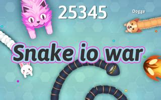 Snake IO War game play free online on Playgama