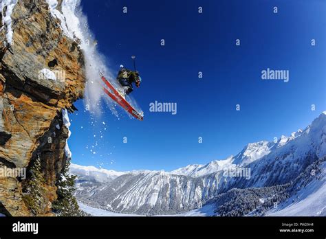 Courchevel hi-res stock photography and images - Alamy