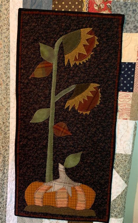 Wool Applique Quilts, Wool Applique Patterns, Fall Patterns, Quilt ...