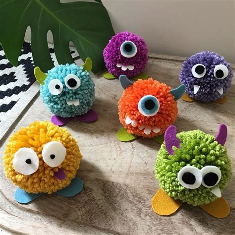 Pinterest | Pom pom crafts, Crafts, Halloween crafts
