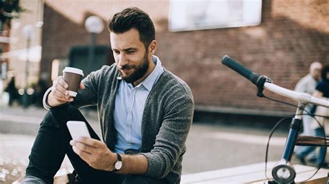 Copain ajoute des femmes sur Insta en soirée : Comment réagir?