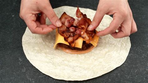 Bacon Cheeseburger Crunchwrap Recipe - Scrambled Chefs