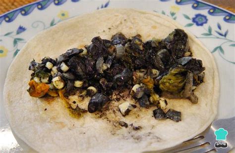 Crepas de huitlacoche - Fácil