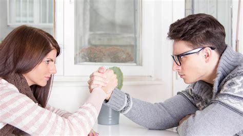 Hommes vs. Femmes : qui est le plus sensible à la douleur