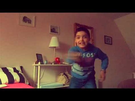 Élections des trucs les plus chelou des filles !! - team bambi lol ...