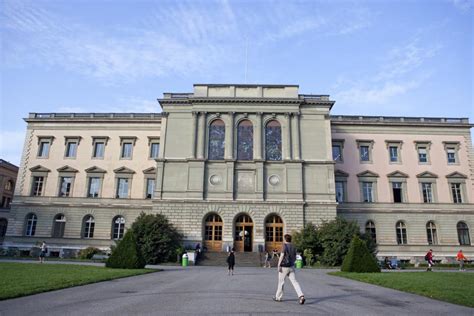 Administration et services - Faculté des lettres - UNIGE