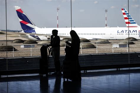 Over 1,500 flights canceled July 3–4 amid French air traffic strike ...