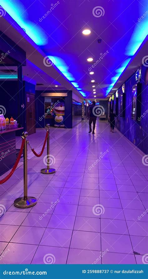 Centre point editorial photography. Image of sabah, cafe - 259888737