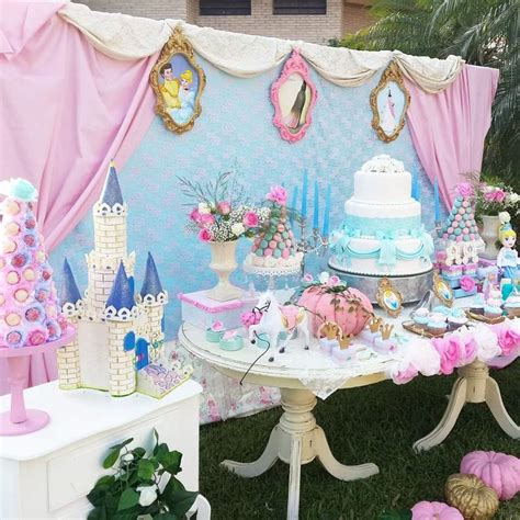 Cinderella Birthday Party Ideas | Photo 8 of 21 | Catch My Party