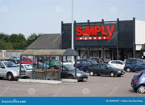Simply Market editorial photography. Image of mall, cart - 43209397