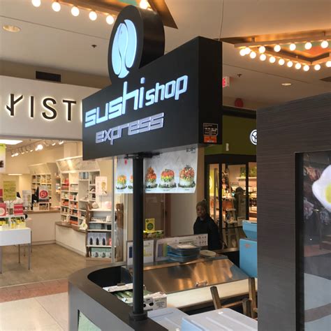 Order from Sushi Shop at Sushi Shop Place Versailles, Montréal, Quebec