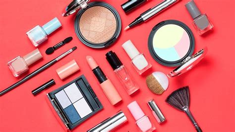 Топ лучших брендов косметики в 2020 году. Что выбрать