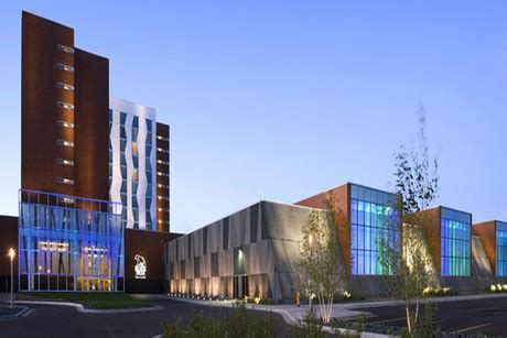 Entertainment | Duluth, MN | Seize the Deal