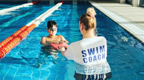 Swimming Pool Geneva | Swimming Lessons | David Lloyd Clubs