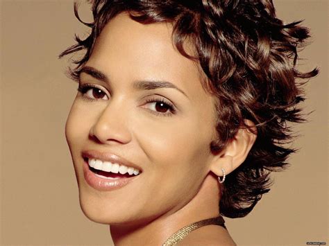 Halle - Halle Berry Wallpaper (6833732) - Fanpop