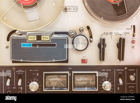 Retro styled close up of a vintage tape recorder Stock Photo - Alamy