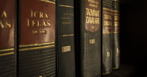 Exhibitionismus, § 183 StGB - Straftaten - Ratgeber | Rechtsanwältin ...