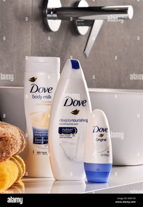 Unilever products Banque de photographies et d’images à haute ...