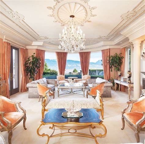 @maison @beautifulspace @kitchen @pool @billionairemansion ...