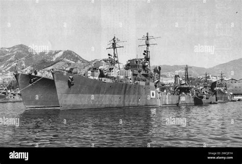 Destroyer 1945 hi-res stock photography and images - Alamy