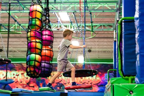 Ninja Warrior Course - Rebounderz