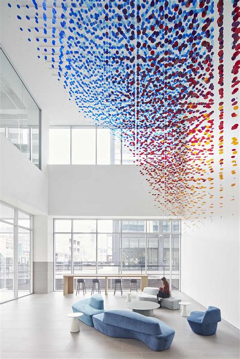 8,000 Discs Were Suspended To Create This Artistic Installation ...
