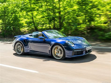 Porsche 911 Turbo S Cabriolet [UK] (2021) - picture 9 of 54 - 1280x960