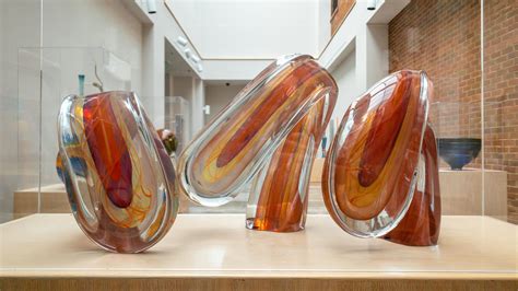 A Fresh Look at our Studio Glass Collection – MMFA