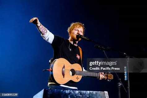 5,119 Ed Sheeran Concert Stock Photos, High-Res Pictures, and Images ...