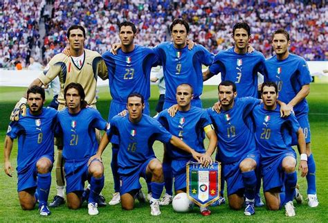Azzurri 2006 legend (con immagini) | Foto di calcio, Zinedine zidane ...