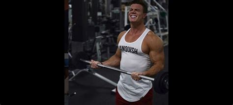 Photo : Adrien Laurent à la salle de sport - Instagram, 15 juin 2018 ...