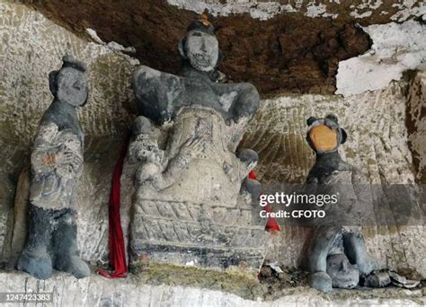 Huzi Photos and Premium High Res Pictures - Getty Images