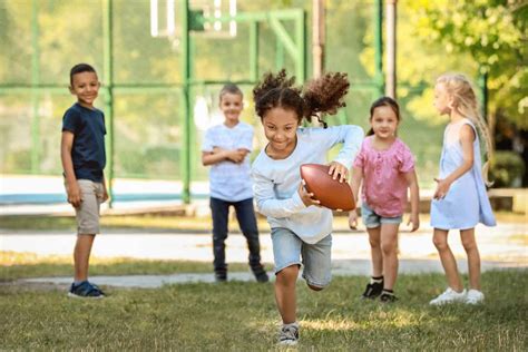 10+ Playground Games Ideas to Keep Kids Active in School
