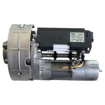 Quel moteur choisir pour un rideau métallique