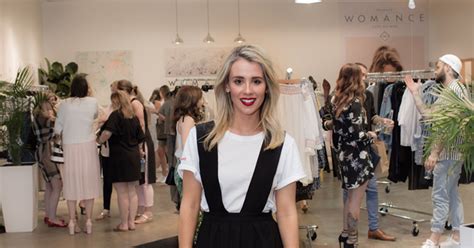 Québec: Womance sort du Web… et s’installe à Place de la Cité jusqu’au ...