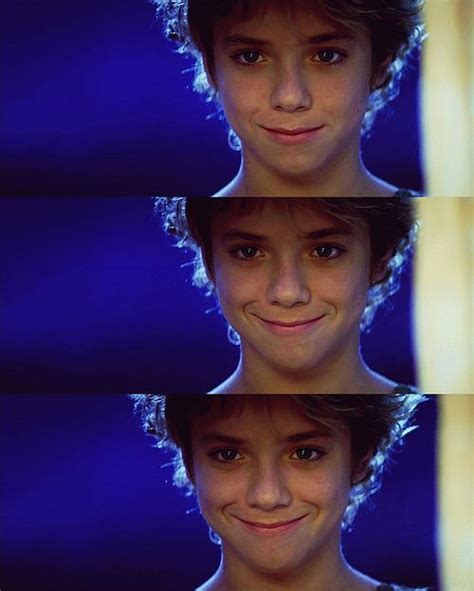 A Hidden Kiss | Peter pan 2003, Peter pan movie, Jeremy sumpter
