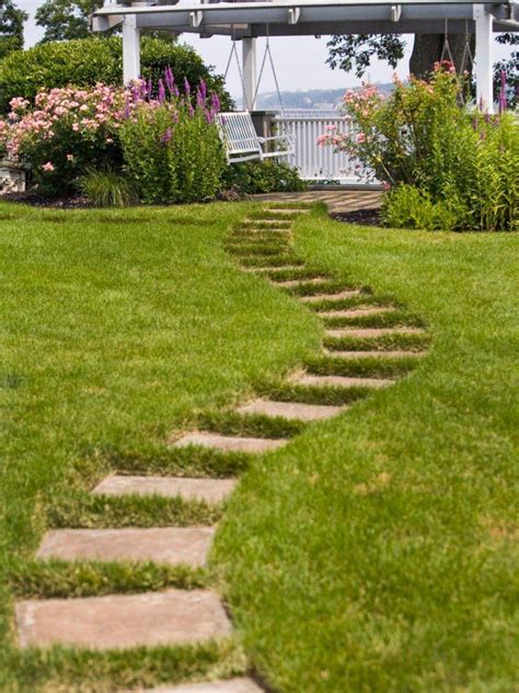 Slope Yard Landscaping Ideas- Backyard, Landscape, and Garden Projects ...