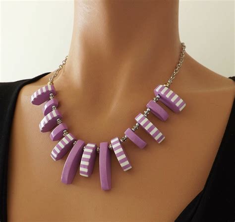 Collier fantaisie pour femme rose et blanc à rayures, bijou unique et ...