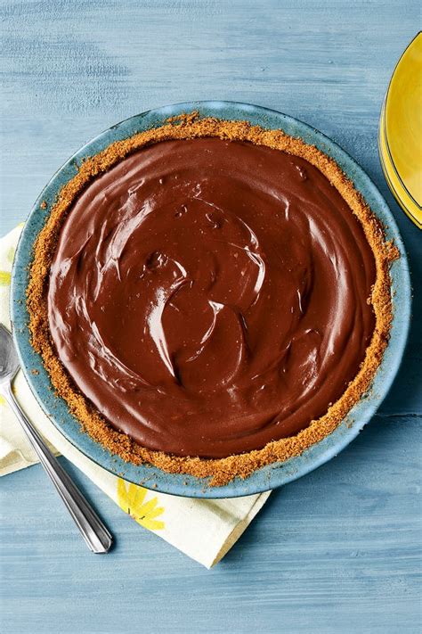 Easy Chocolate Pie Recipe - How to Make Chocolate Pie With Pudding