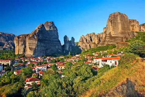 Meteora Greece: Travel Guide 2025 | Greeka