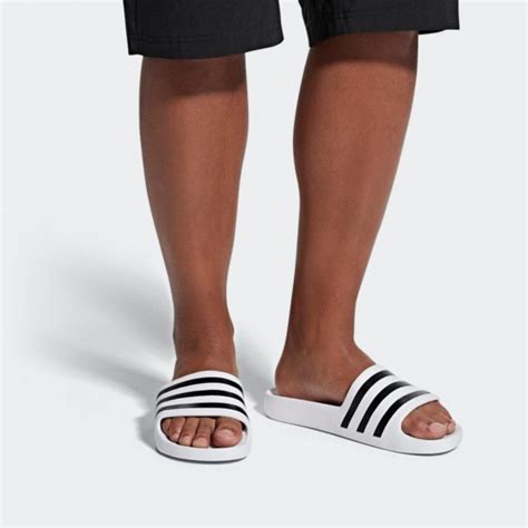 Chinelo Slide Adidas - Em Oferta | Margil Calçados